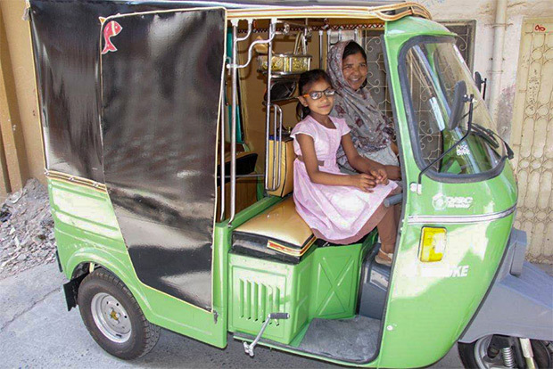 Marriam and Sara in their rickshaw
